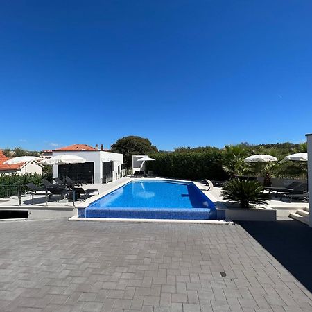 Holiday Luxury Resort Sundance Trogir Exterior photo
